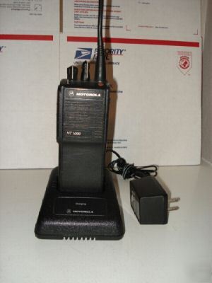 Motorola HT1000 2 ch vhf police two way radio 5 watt