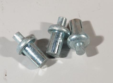 Southco F0-4738 1/2 x .812 stell drive rivets 