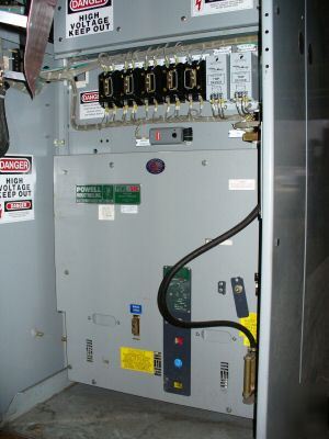 Powell 2000 amp, 5 kv vacuum circuit breaker