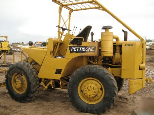 Pettibone fork lift 4X4 6,000LBS cap.