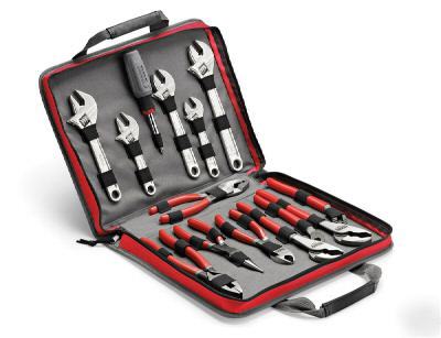 Ridgid hand tool kit, 12 piece with case 20243