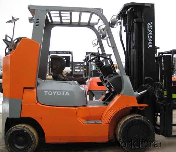 Toyota bcs space saver 8,000LB forklift lifttruck