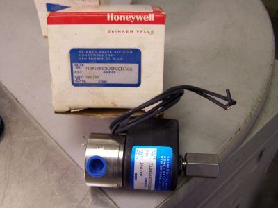 New honeywell 71395SN2GNJ1N0C111Q3 skinner valve in box