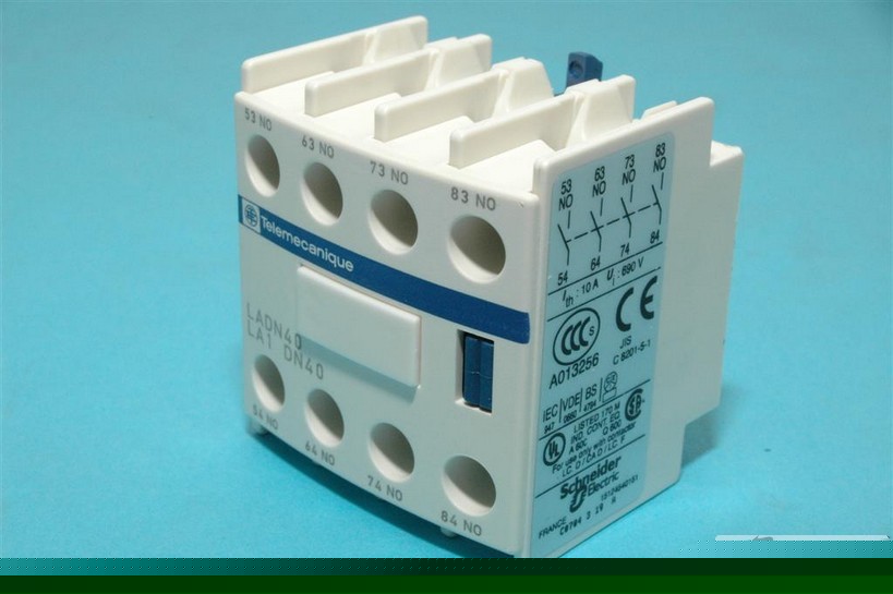 Telemecanique LADN40 contactor auxiliary contact block