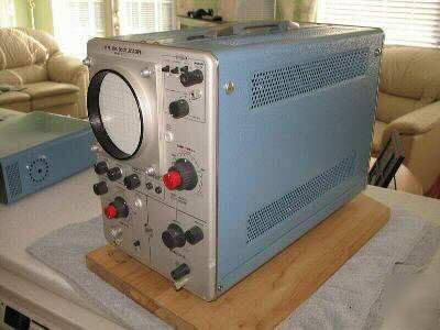 Tektronix 504 oscilloscope serial no. 2495