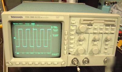 Tektronix tds 360 TDS360 oscilloscope, certified