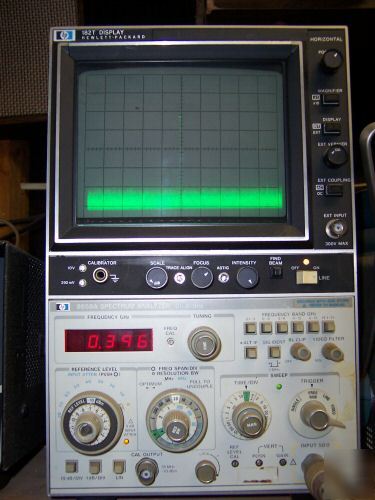 Hp 8559A spectrum analyzer &182T oscilloscope system