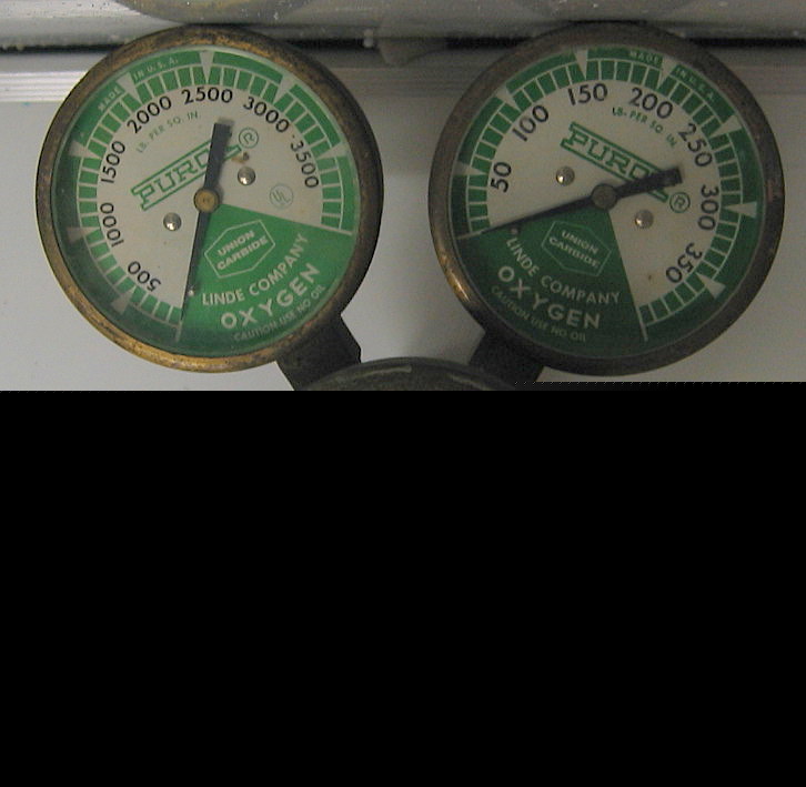 Dual gauges brass oxygen steampunk regulator gages 