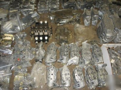 Lot of hidroirma hydraulic valves & components