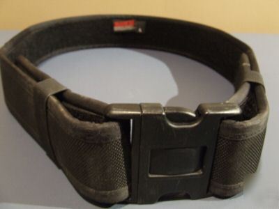 Bianchi accumold duty belt, model 7200, used/large
