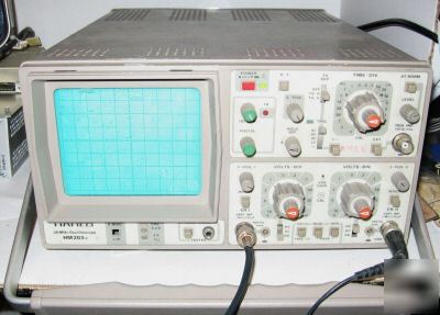 Hameg HM203-6 20MHZ oscilloscope powers up see pic desc