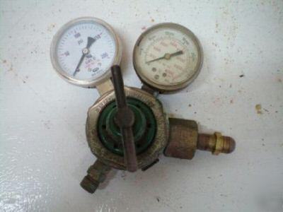 Smith oxygen regulator model 7108-540