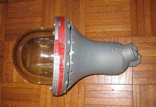 New killark hep-2 hazardous location light fixture - 