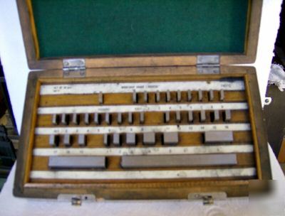 Gage blocks, working set 36 pcs in nice box.000050