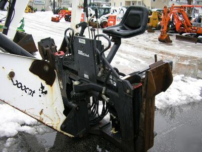 Used bobcat 811 backhoe fit 843/853/863/A220/T200