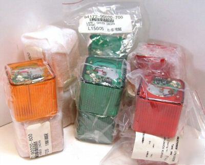A117- lot of 12 replacement status light bulbs/lenses