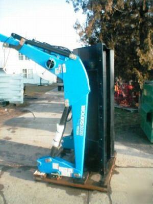 New woods 1020 q-t loader w/ 72