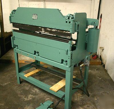 Bantam B412 pneumatic press brake 12 ton 4'