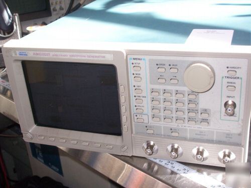 Tektronix AWG2021 arbitrary waveform generator / repair