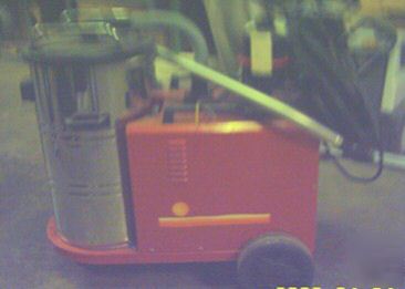 Industrial vacuum / compact/ portable / used