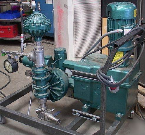 New 5HP 1000PSI chemical metering pump 68 gpm