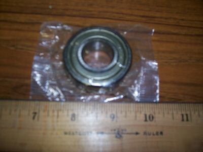 New fafnir bearings 204KDD lot of 10 sealed in pkg 