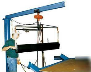Floor mounted jib, 2000 lb limit, 107