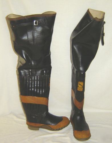 ~uniroyal~rubber boots~firefighter~fireman~hip~siren~