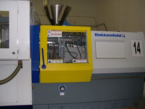 Battenfeld 50T shuttle injection molding machine press