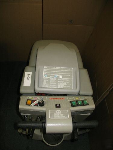 Comac simpla 50 bt battery powered scrunning machine