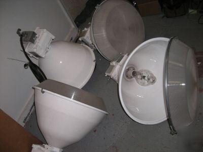 Hubble super bay commercial work light 400W