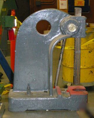 4' x 8' welding/fabrication table w/ vise & press 