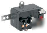 90-293 enclosed fan relays spdt 24VAC 
