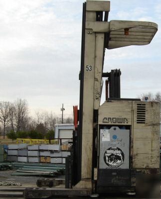 Crown reach truck forklift 36V 240IN lift 3500LB cap