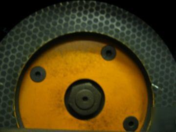 Hammond carbidediamond pedestal grinder w/ bijur mister