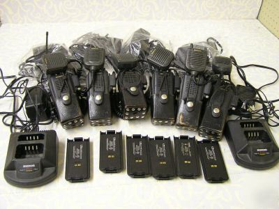 Maxon radio 16 channel 6 radios sp-340 