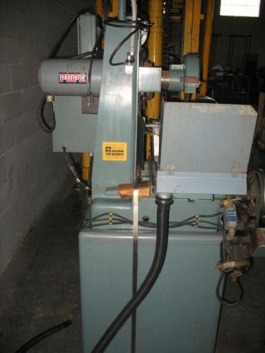 Unison centerless grinder with dedtru model c
