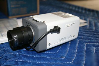 Sony ipela snc-CS11 ip color camera with lens