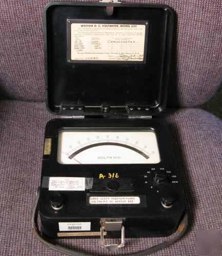 Vintage 1948 - weston d.c. voltmeter model 622